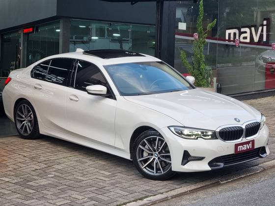 BMW 330i 2.0 16V TURBO GASOLINA SPORT AUTOMÁTICO